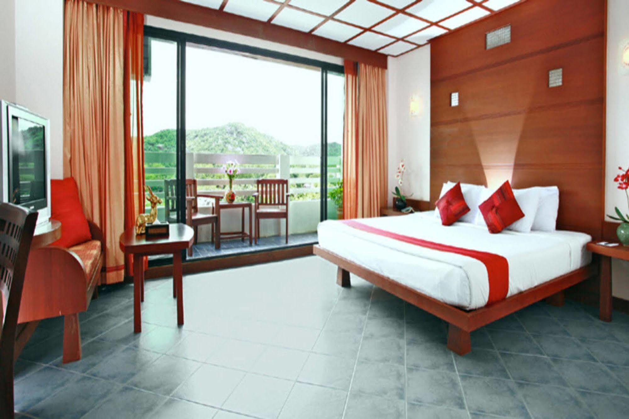 Hotel Loft Hua Hin