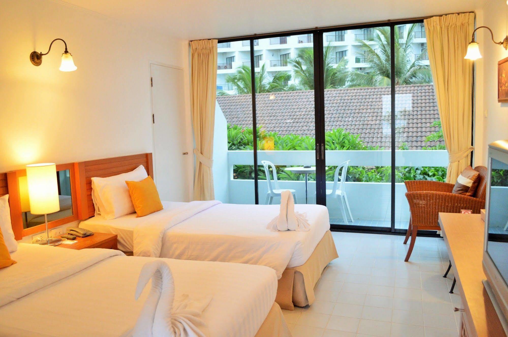 Nern Beachfront Hotel