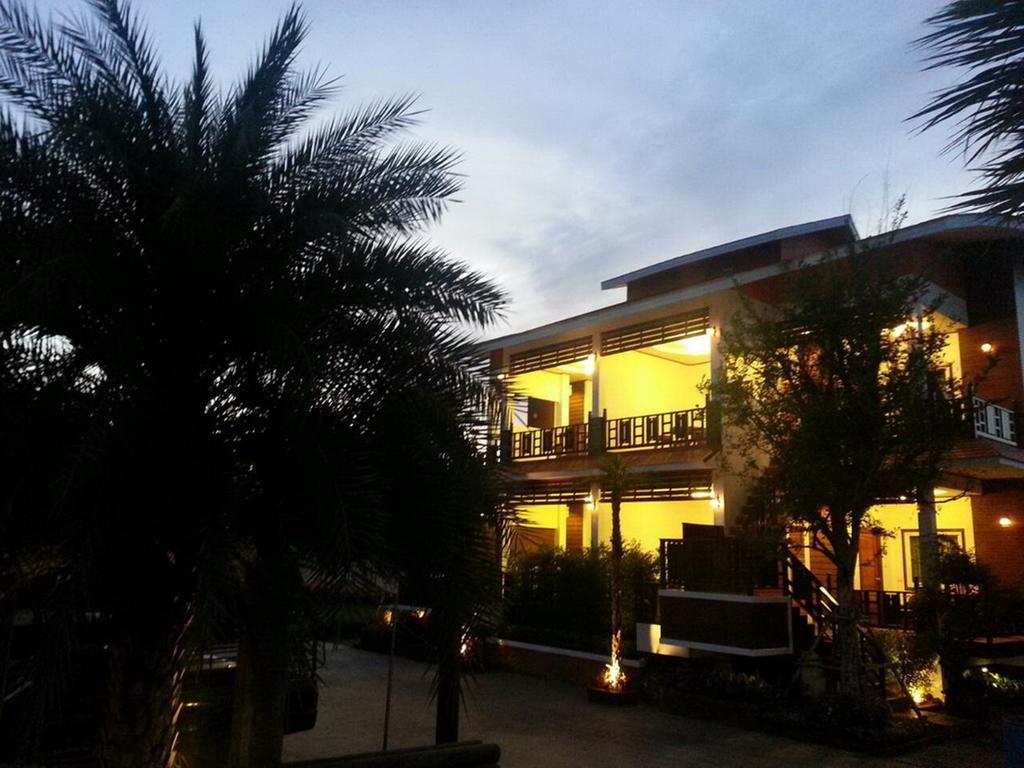 Ban Ek-amporn * Hua Hin
