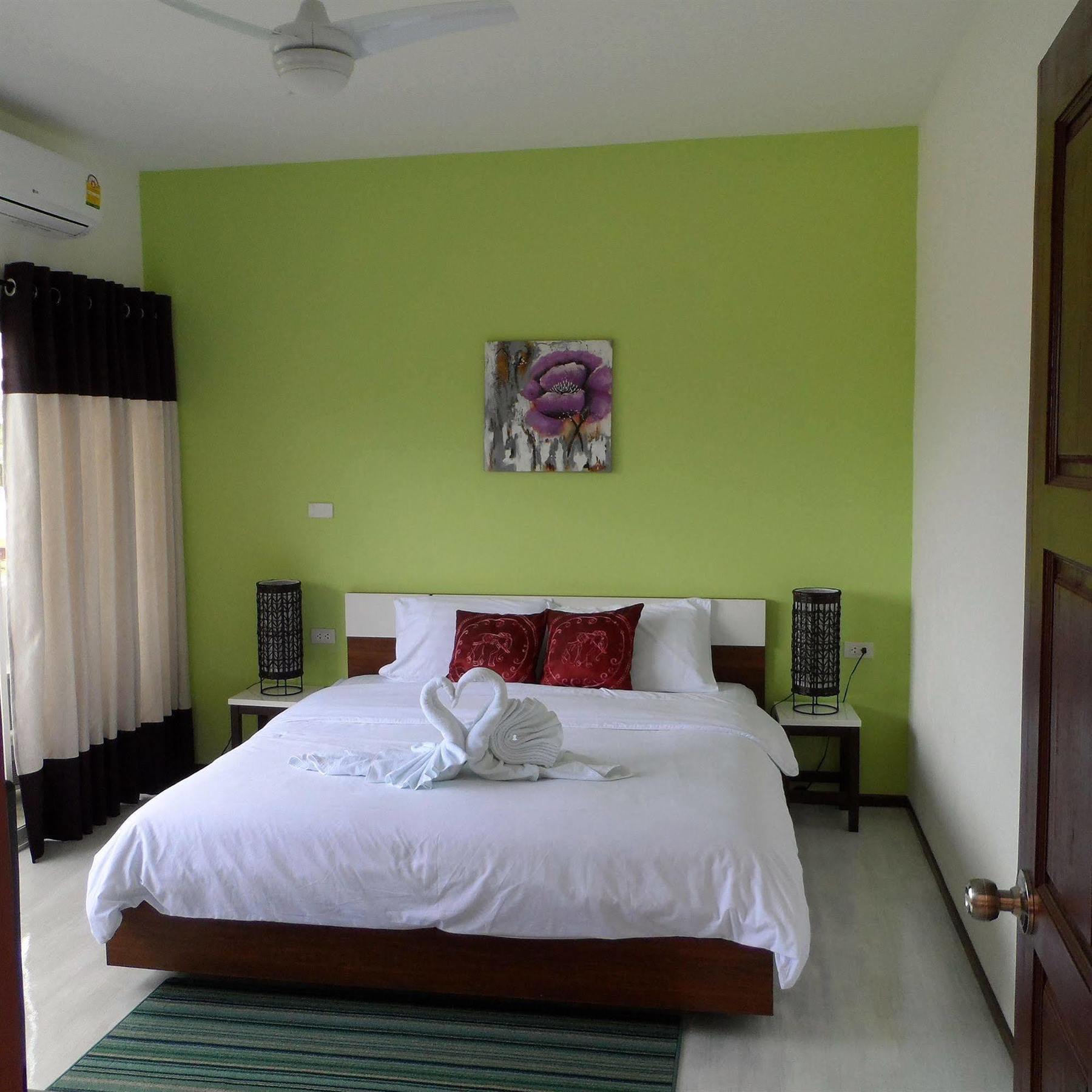 Baan Sabaaidee - Adult Friendly HHQ