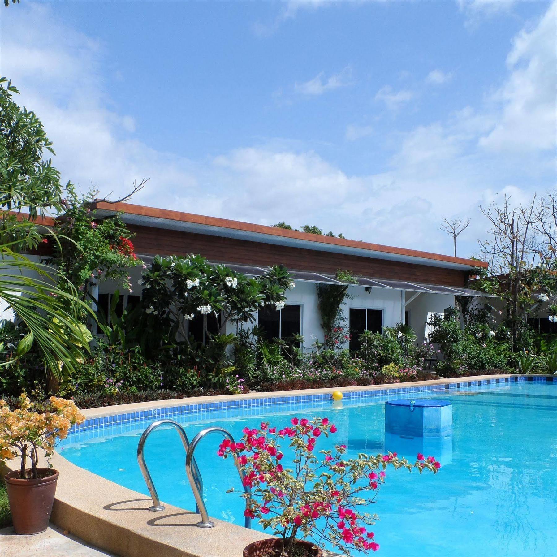 Baan Sabaaidee - Adult Friendly Hotel 3*