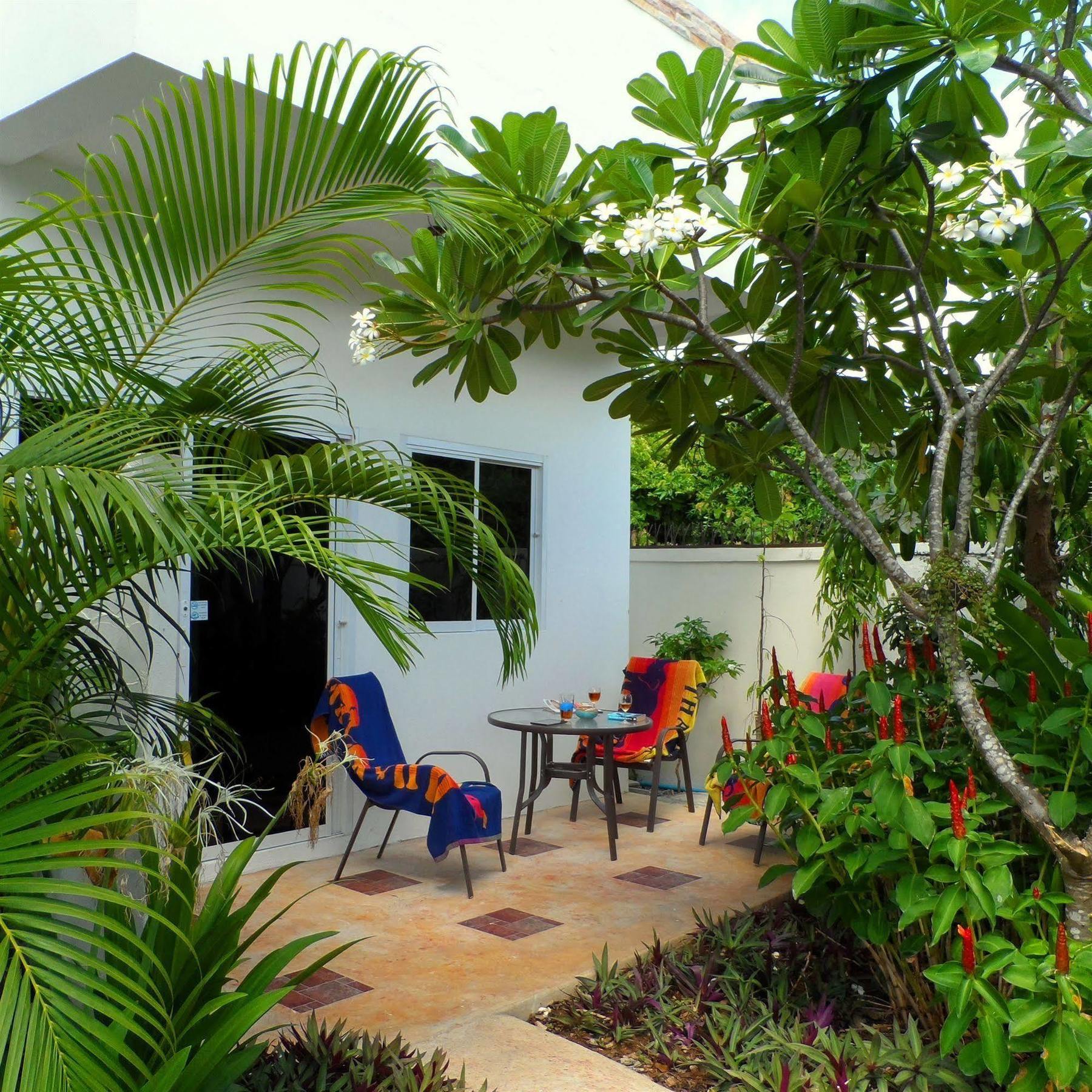Hotel Baan Sabaaidee - Adult Friendly