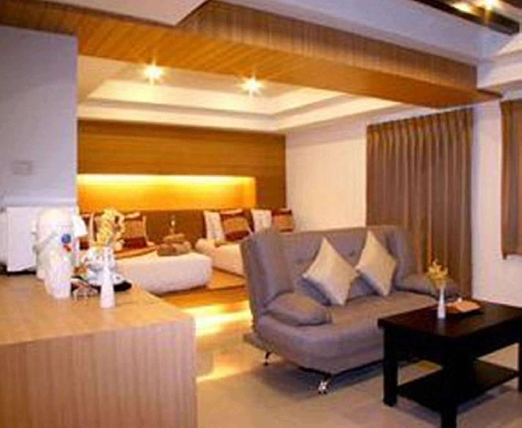 Hotel Tanawit & 3*