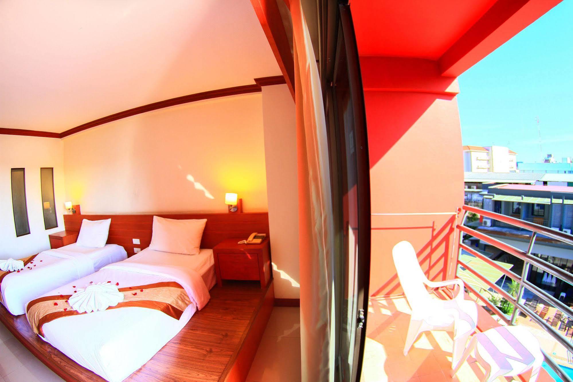 Hotel Tanawit & Hua Hin