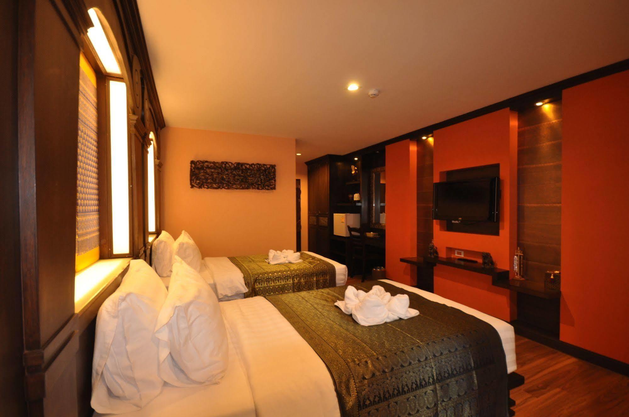 Chalelarn Hotel 3*