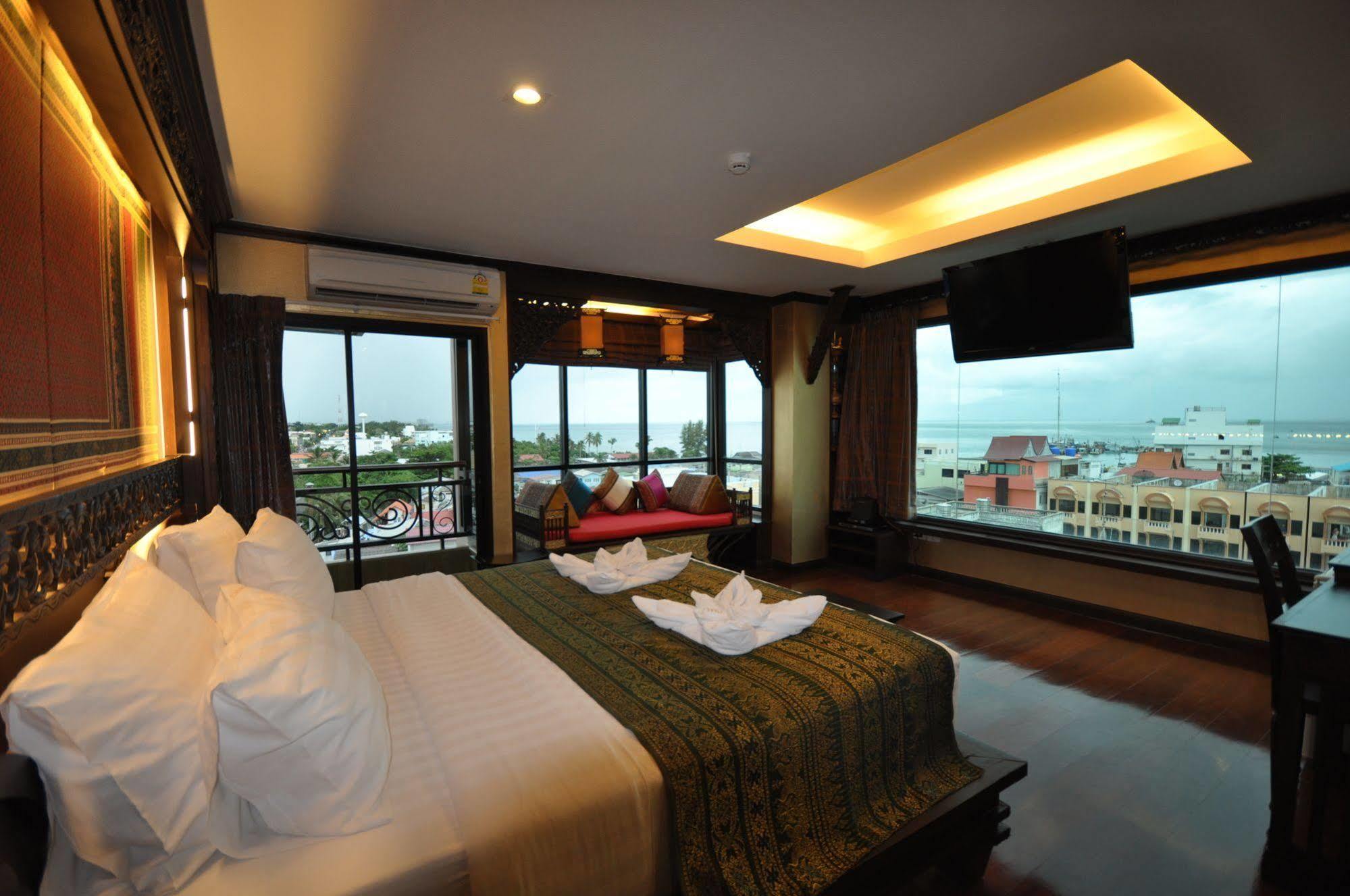 Chalelarn Hua Hin