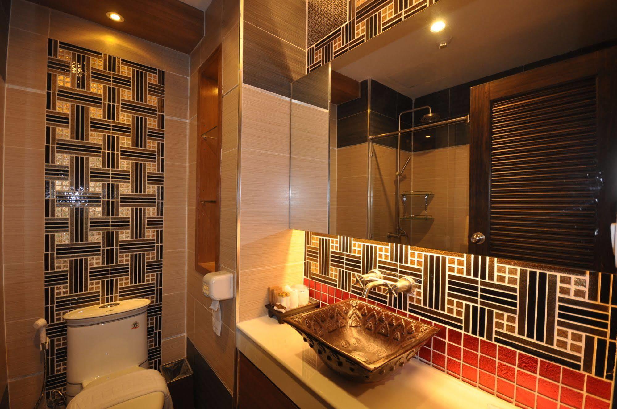 Chalelarn Hotel 3*