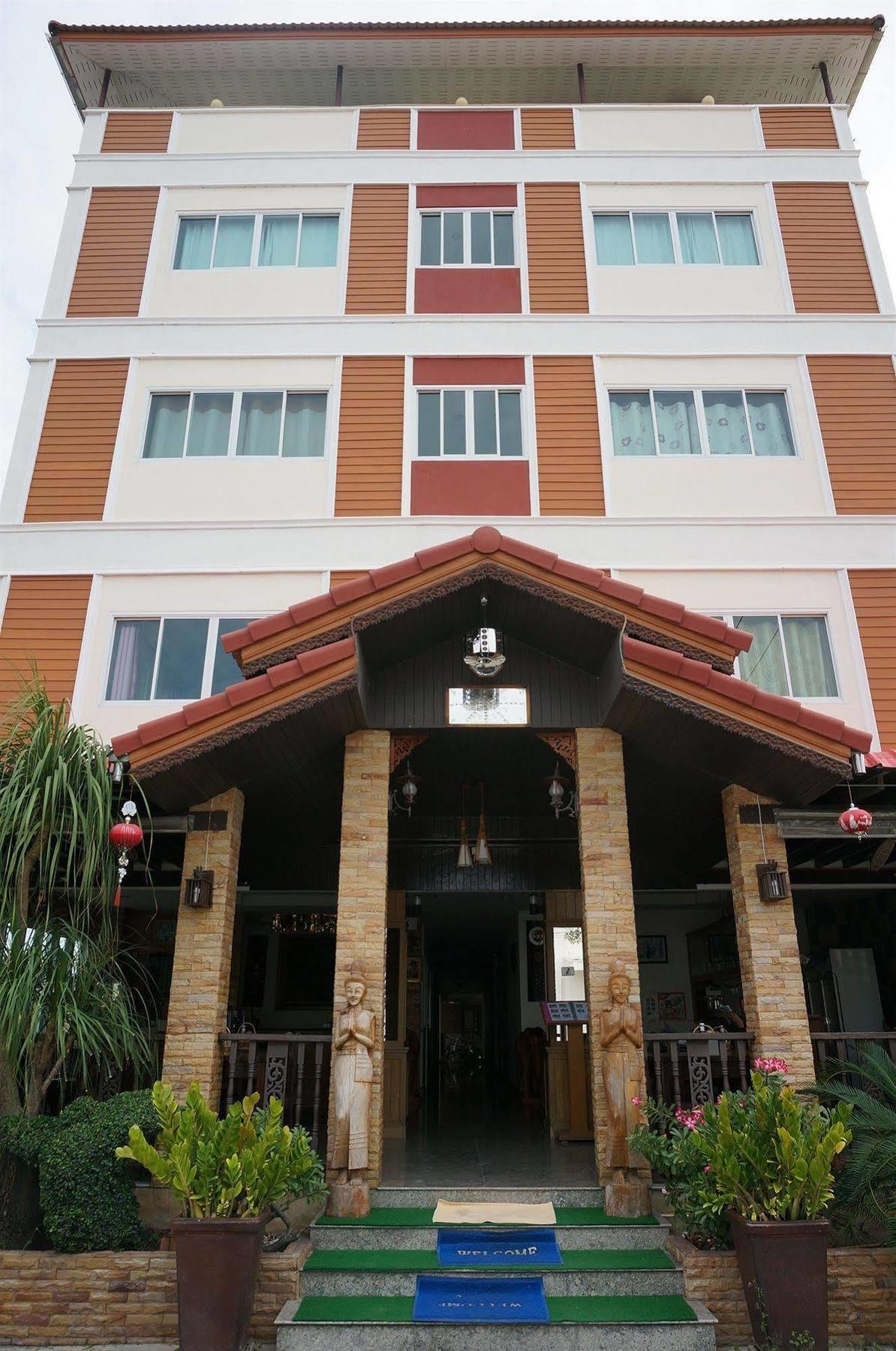 Iyara Hotel Hua Hin