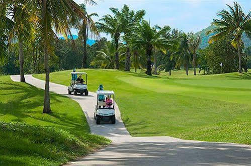 Majestic Creek Golf Club And