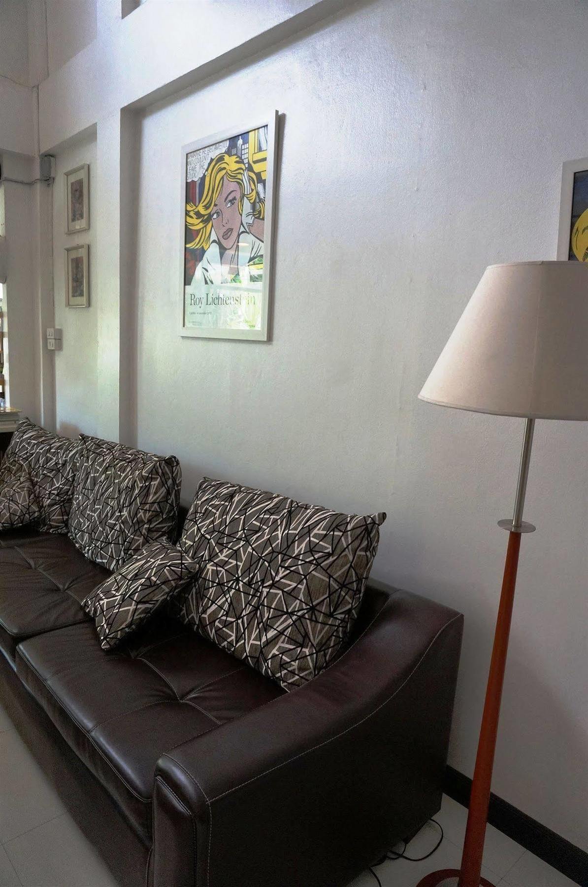 Corner Cafe Bed & Breakfast Hua Hin