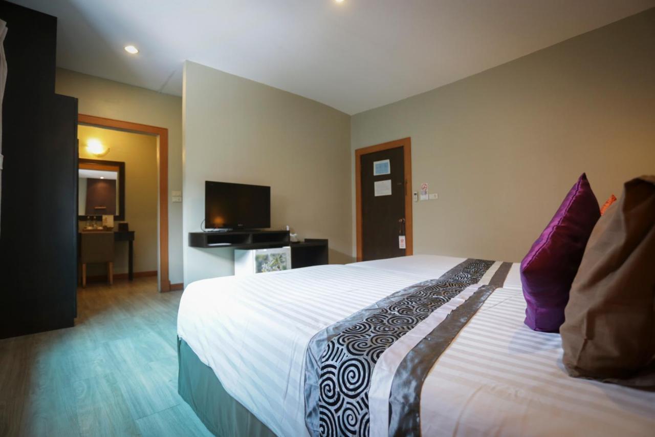 White Hotel Hua Hin