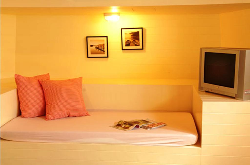 Boat Hotel 3*