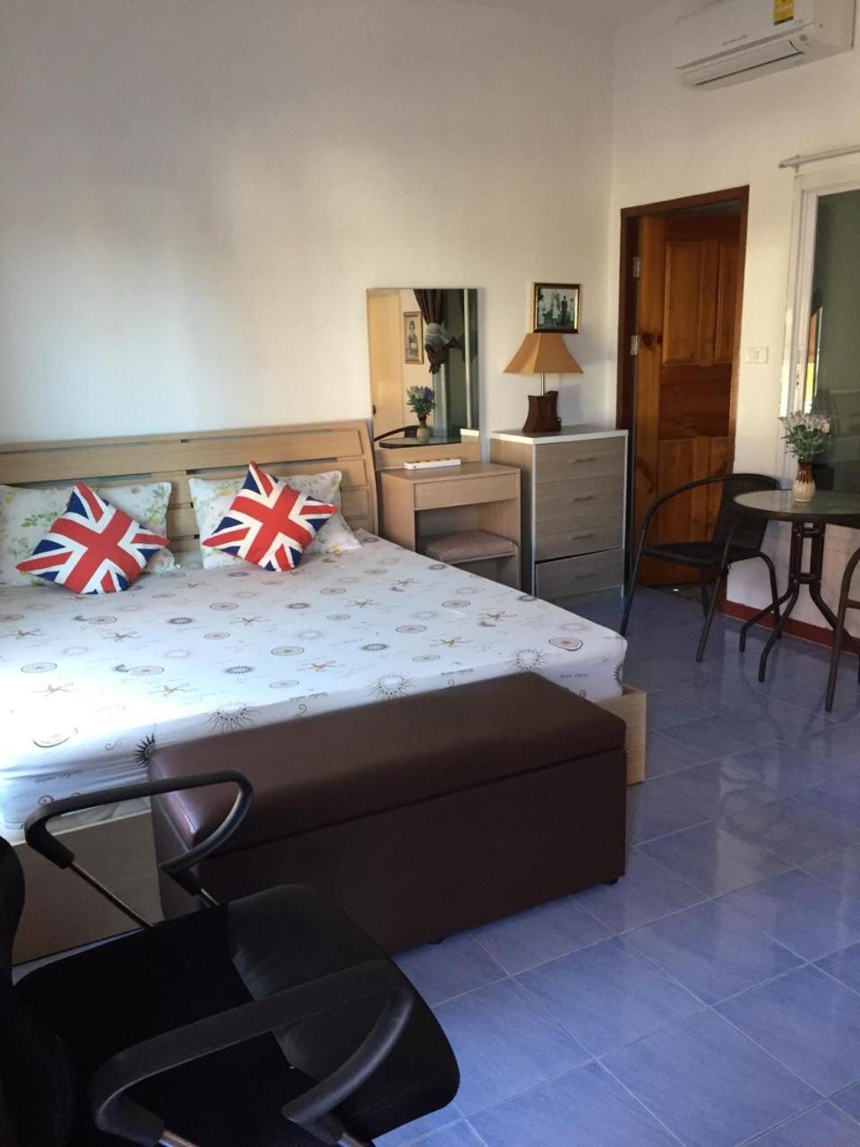 Hotel Cong Carter Muay Thai Camp