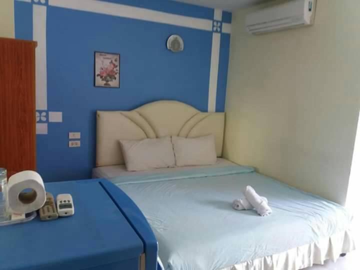 Baan Piyanat Hotel