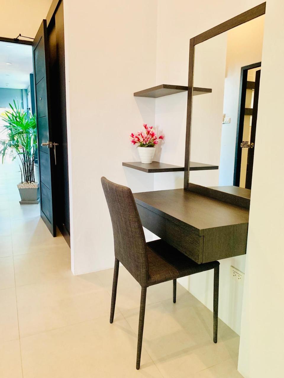 Khách sạn Tandeaw View 3*