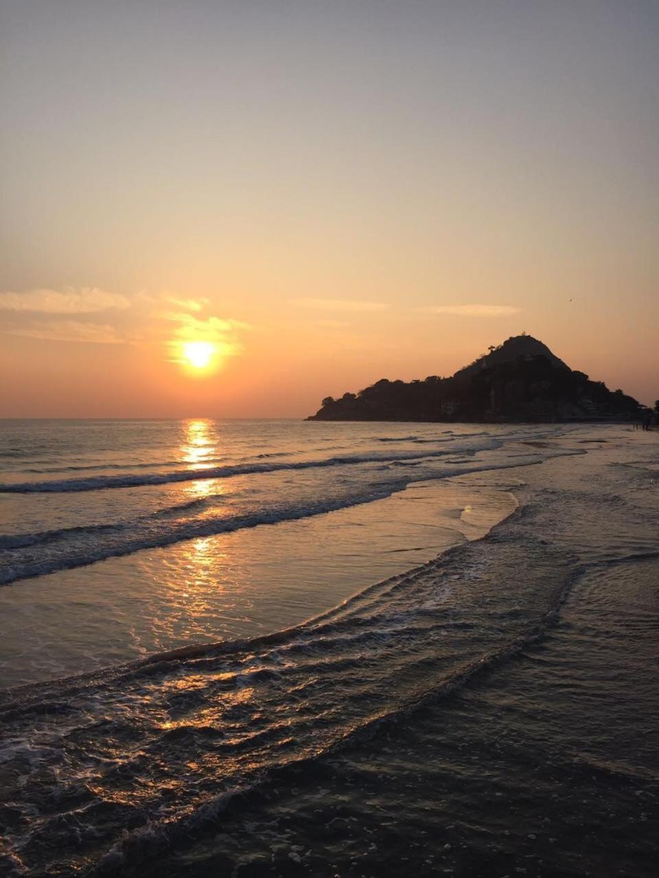 Baan Lao 3 Bedroom Town House Near The Sea Holiday home *