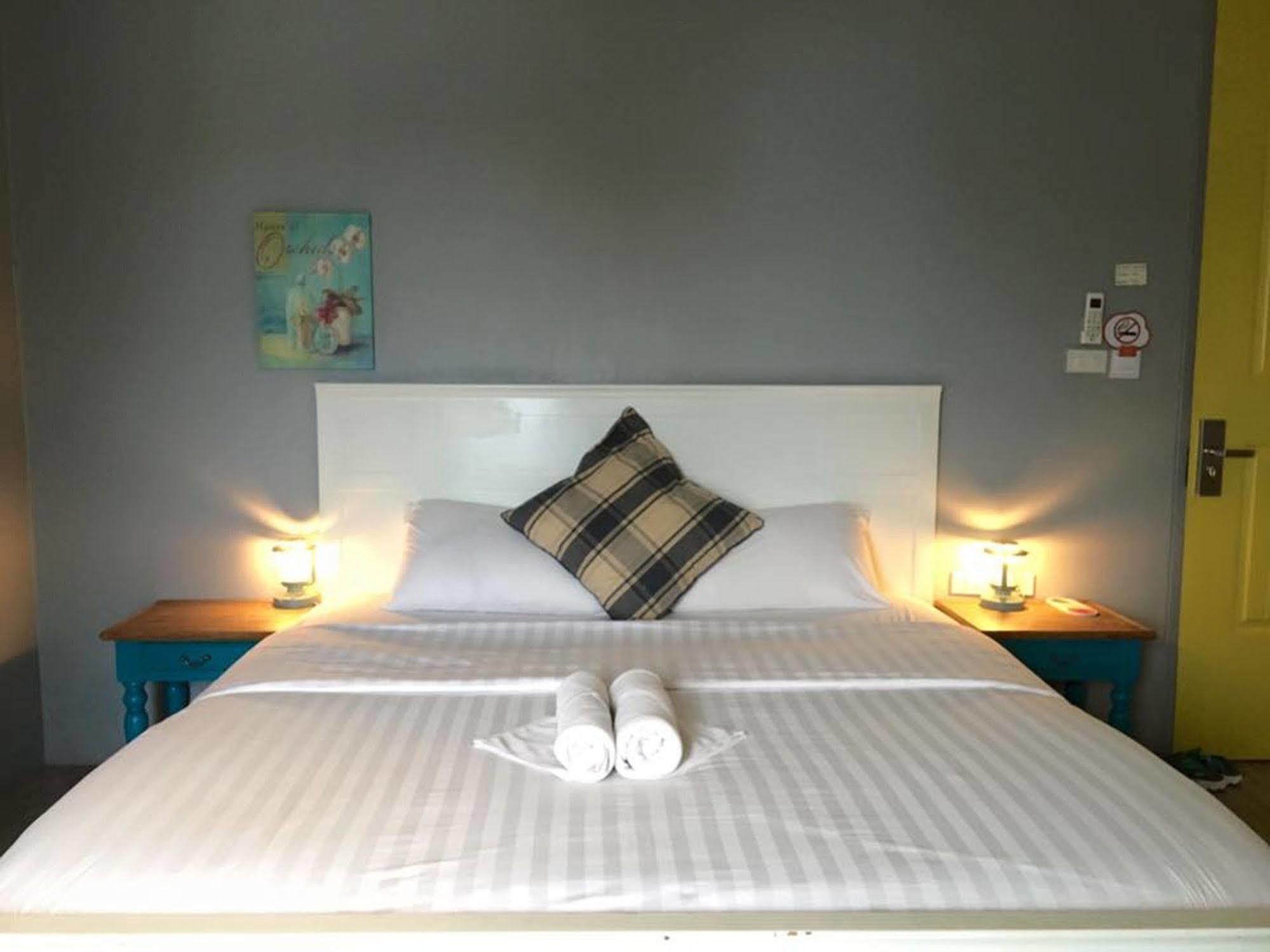 Hotel Hub 57 2*