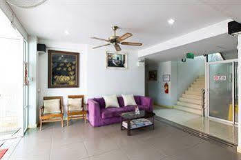 Oyo 227 Suchaya House Khách sạn