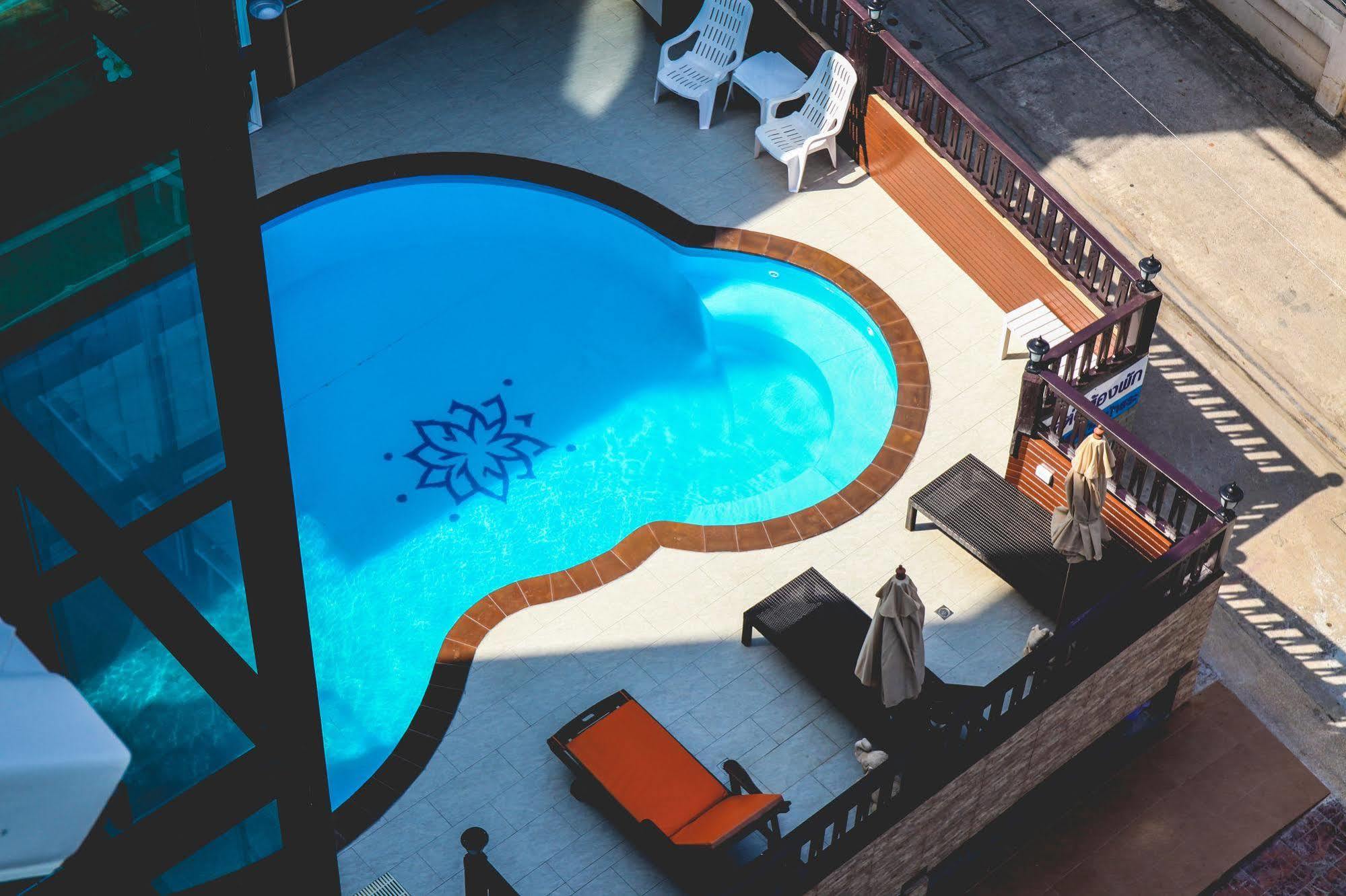 White - Sha Certified 2* Hua Hin