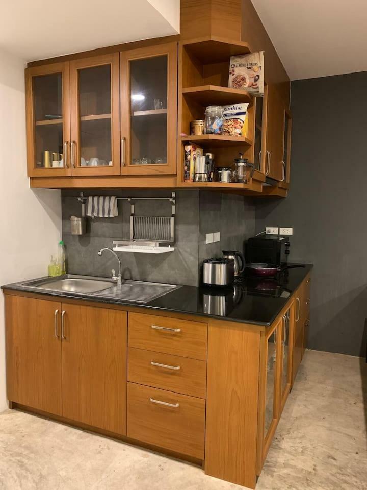 Baan Plerd Plern Apartment *