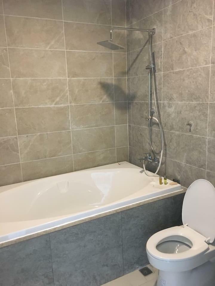Baan Plerd Plern Apartment