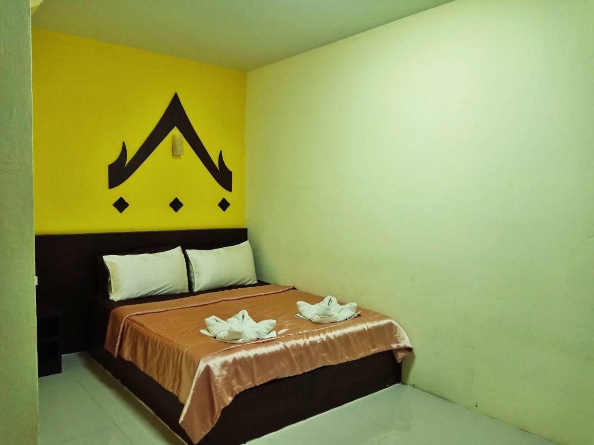Hotel Baan Kanta HHQ