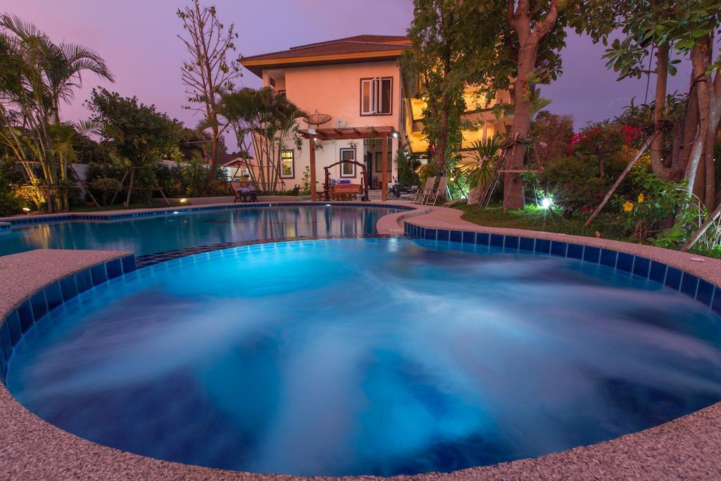 Baan Nam Poon Aparthotel Hua Hin