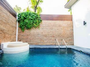 Cae Resort