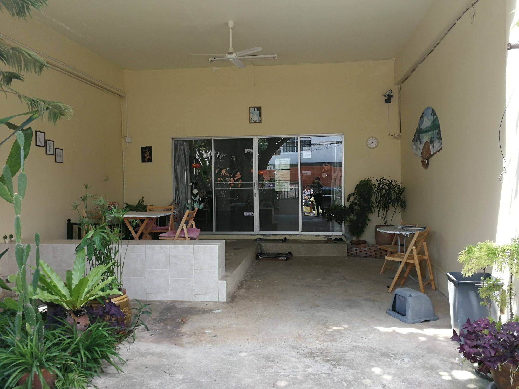 Sm Side Place Chalet *
