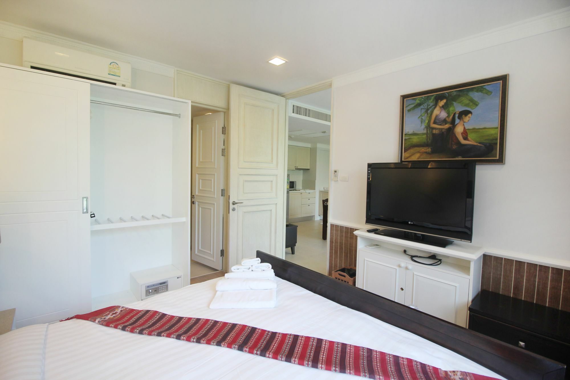 Hotel Marrakesh By Online Hua Hin