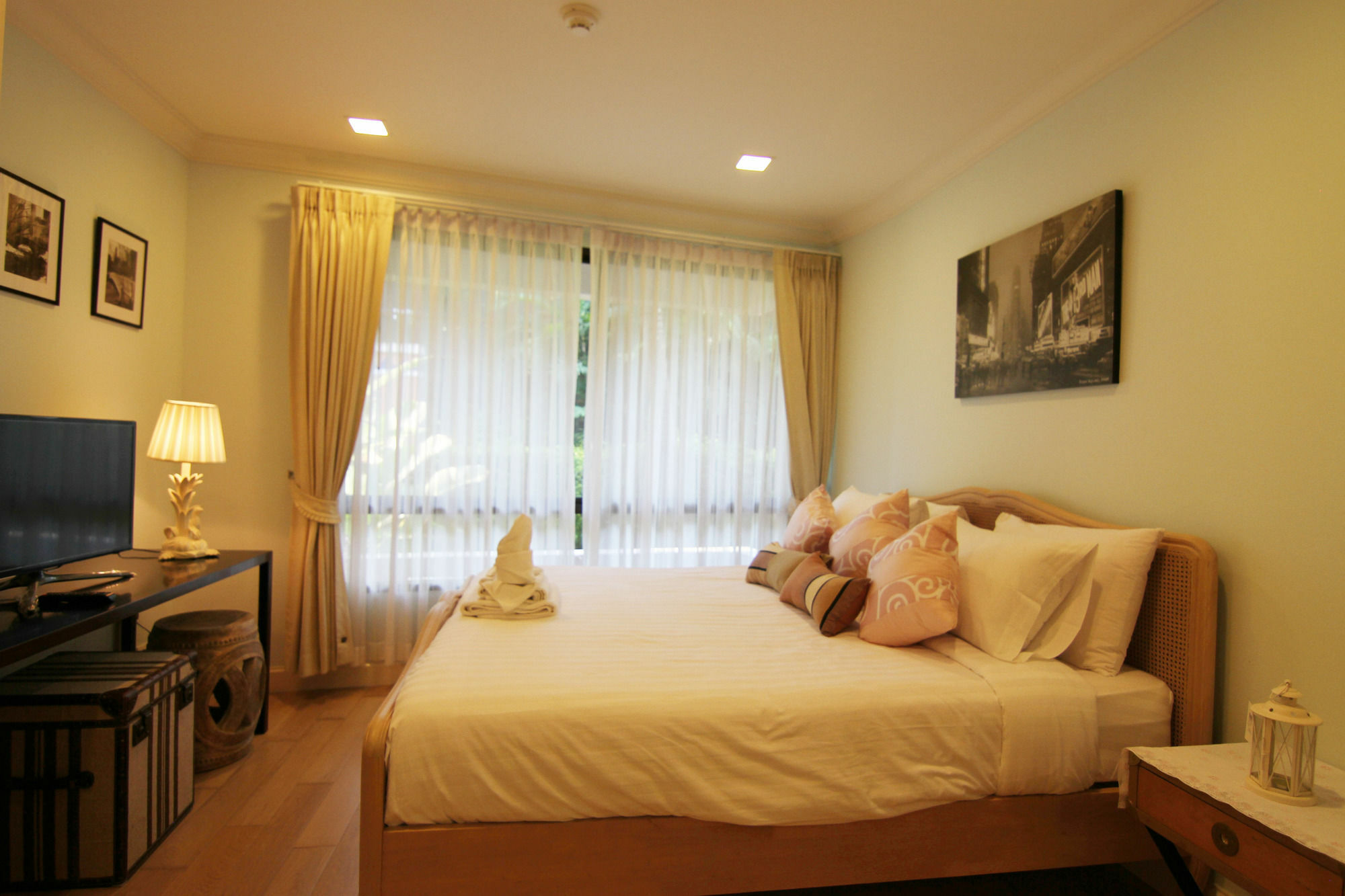 Hotel Marrakesh By Online