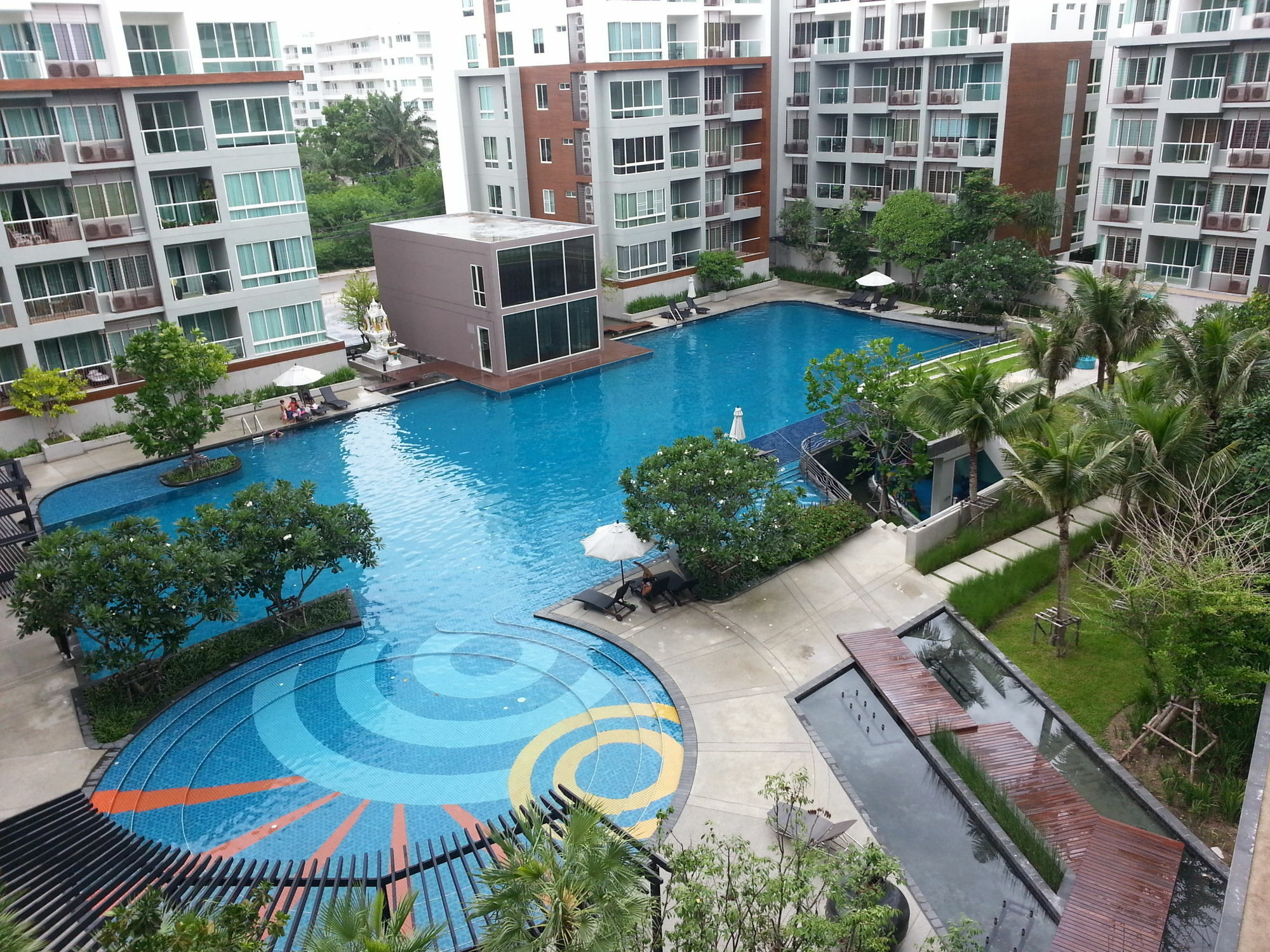 Apartment The Seacraze Hua-Hin By Montri C.
