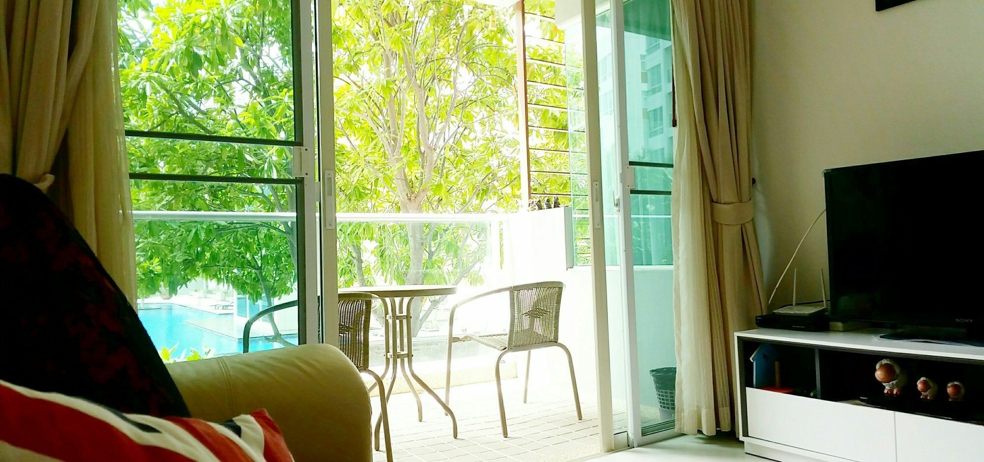 The Seacraze Hua-Hin By Montri C.