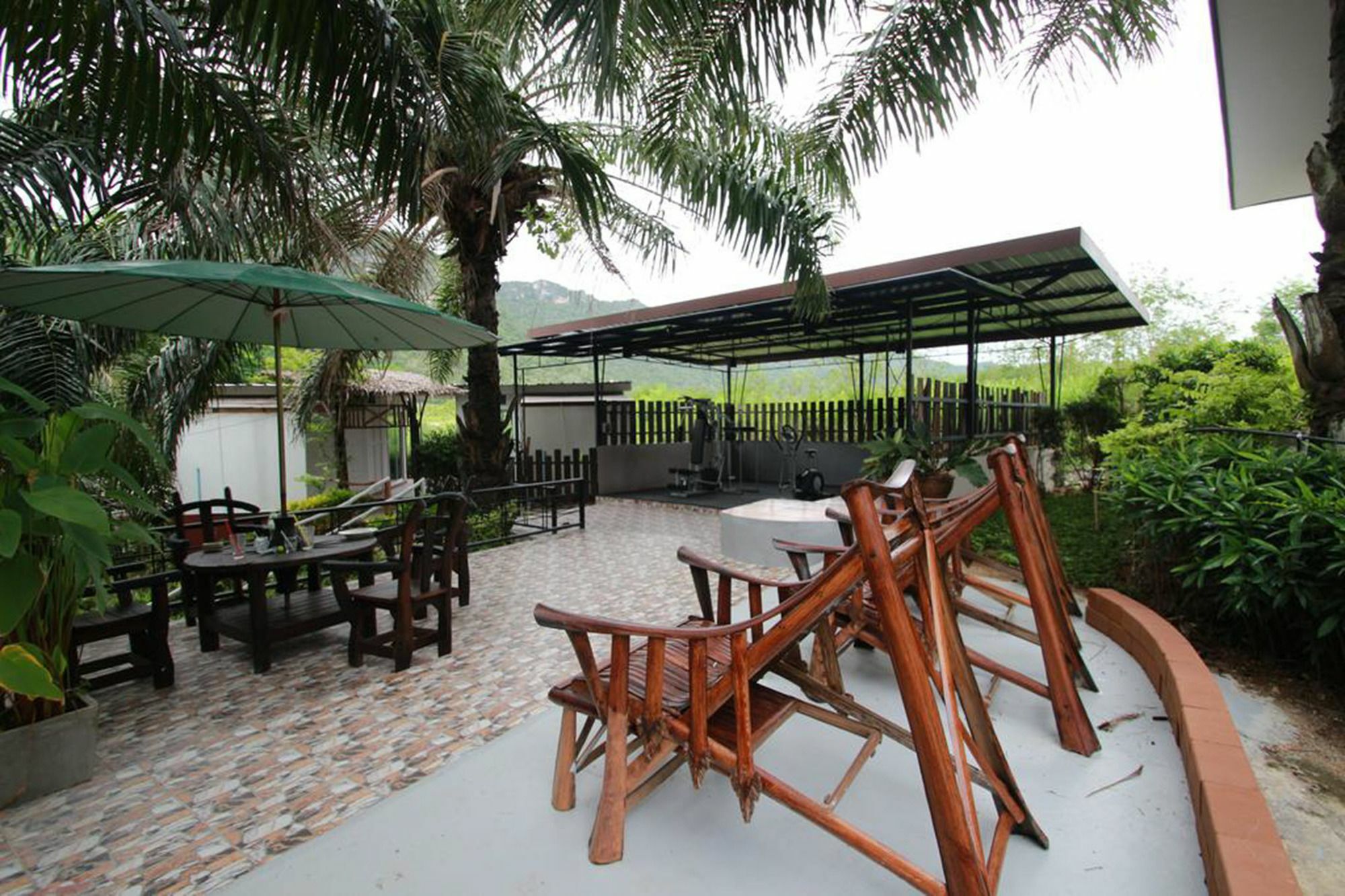 Ingkhao Glamping Resort 3*
