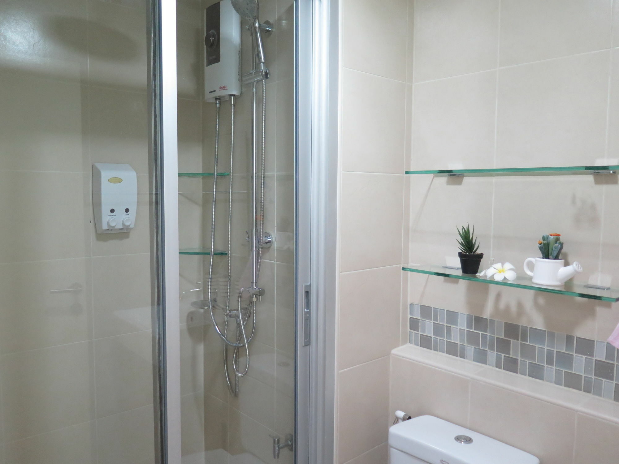 Baan Imm Aim 2 Bedrooms Sea View By Dome Apartment