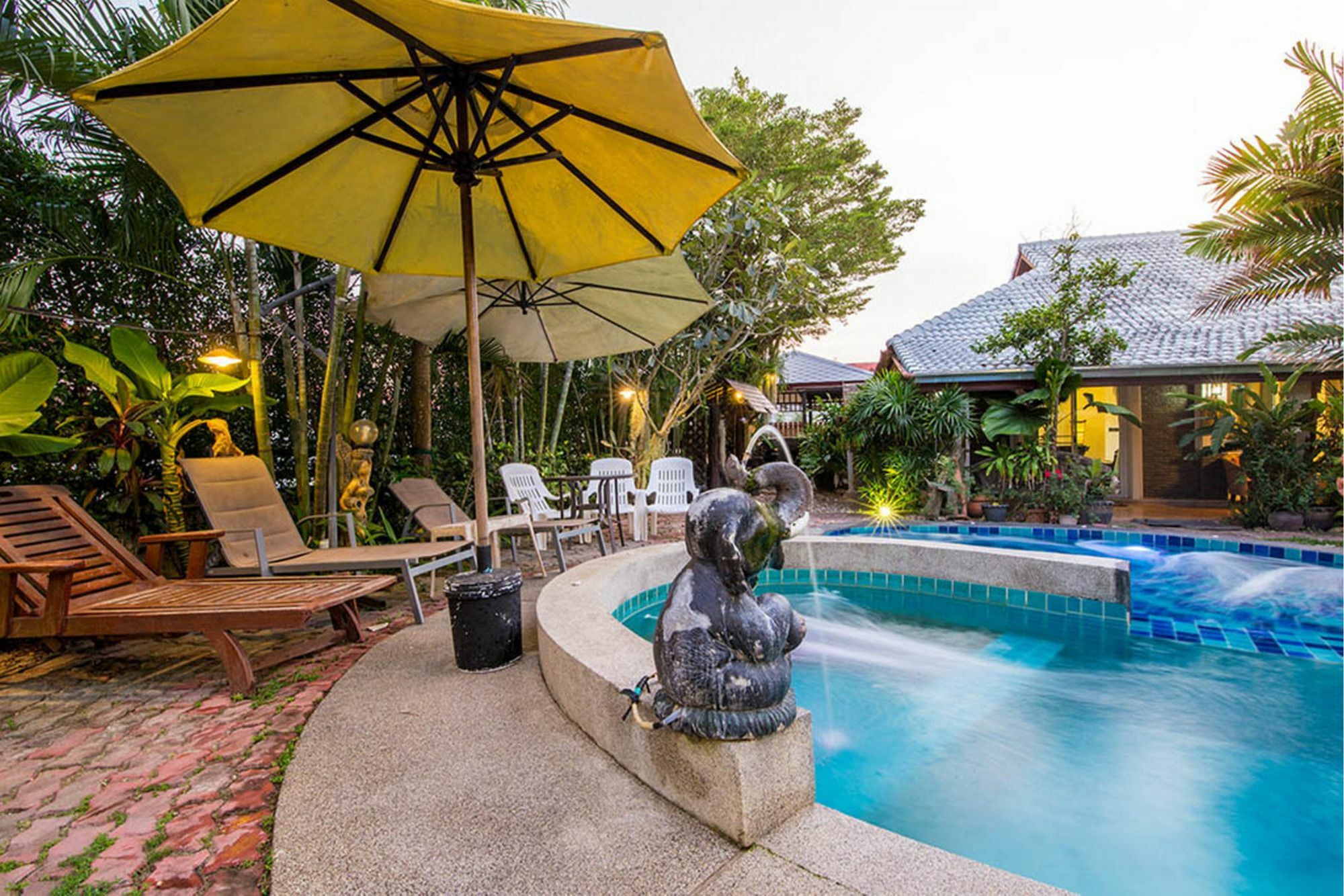 Villa Baan Sukko Hua Hin