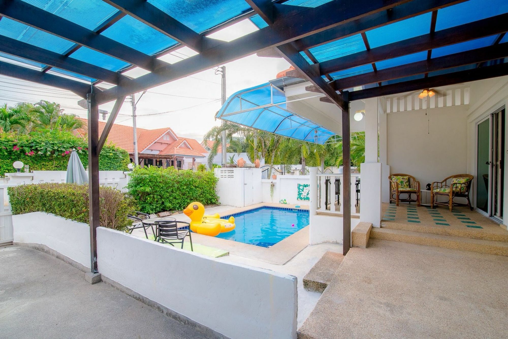 Great A Pool Villa *