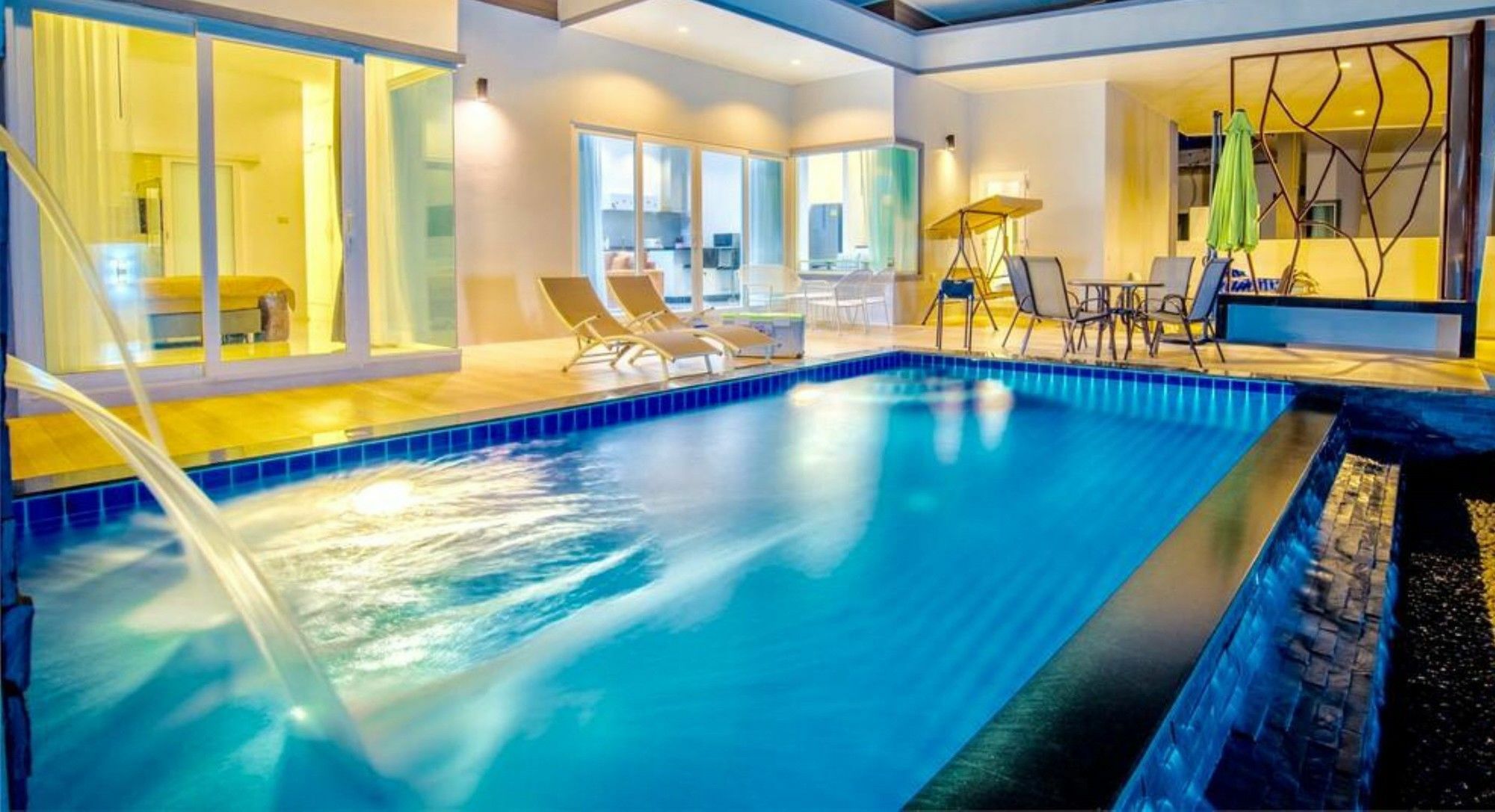 Le Leaf Pool 18 Guest house