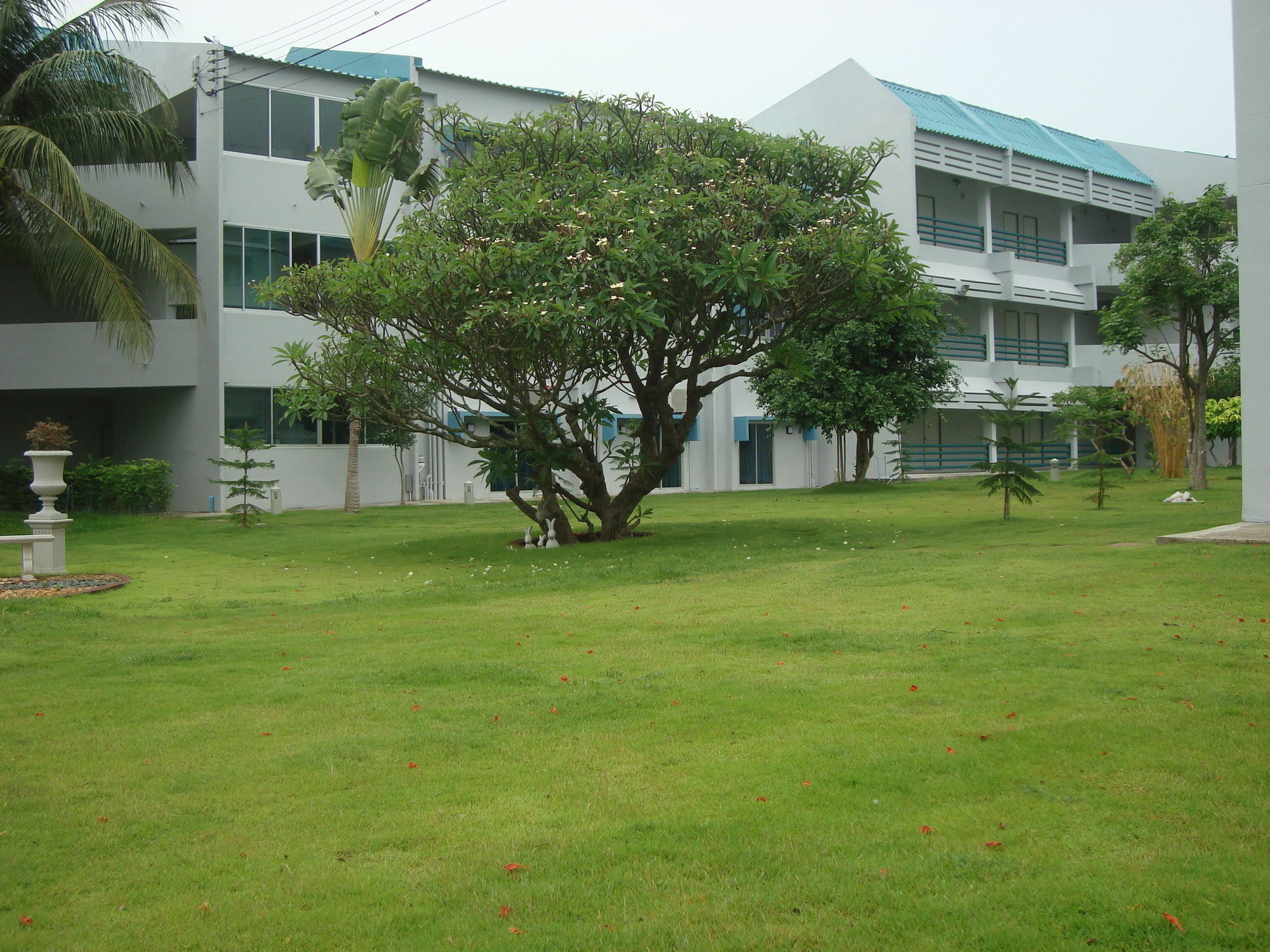 Addera Aparthotel Hua Hin