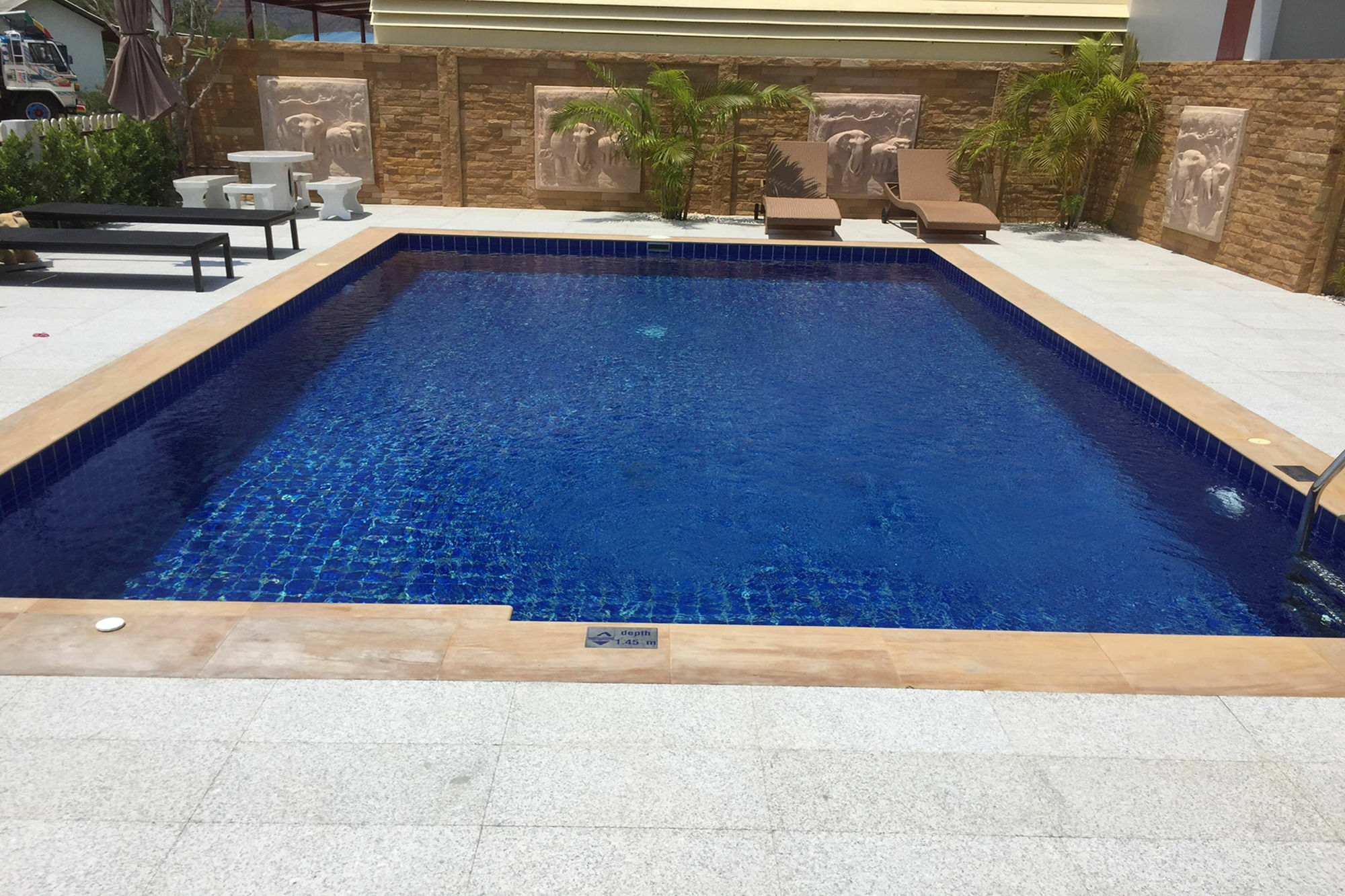 La-ong * Hua Hin