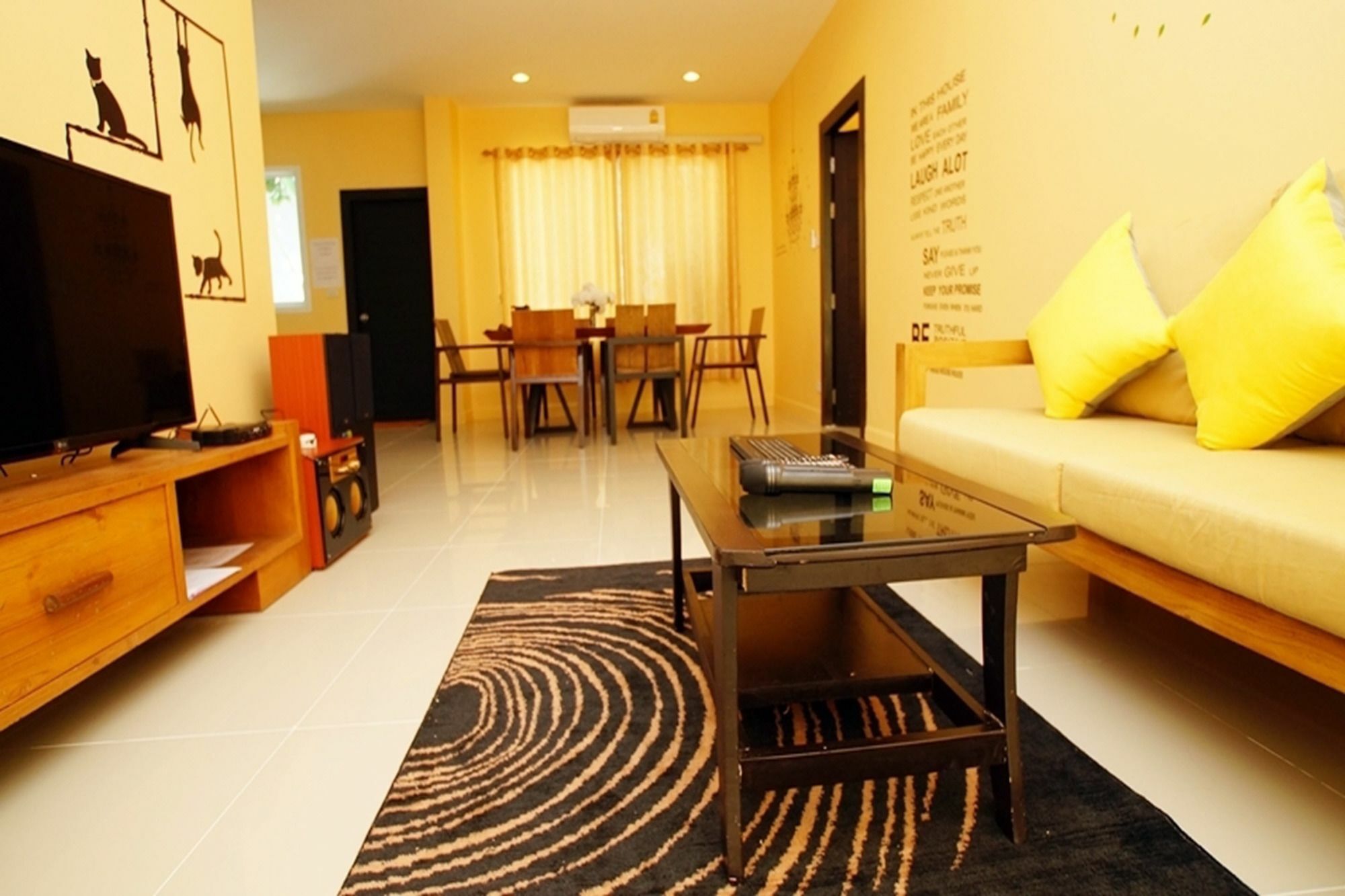 Hotel Baan Tachcha Pool Hua Hin