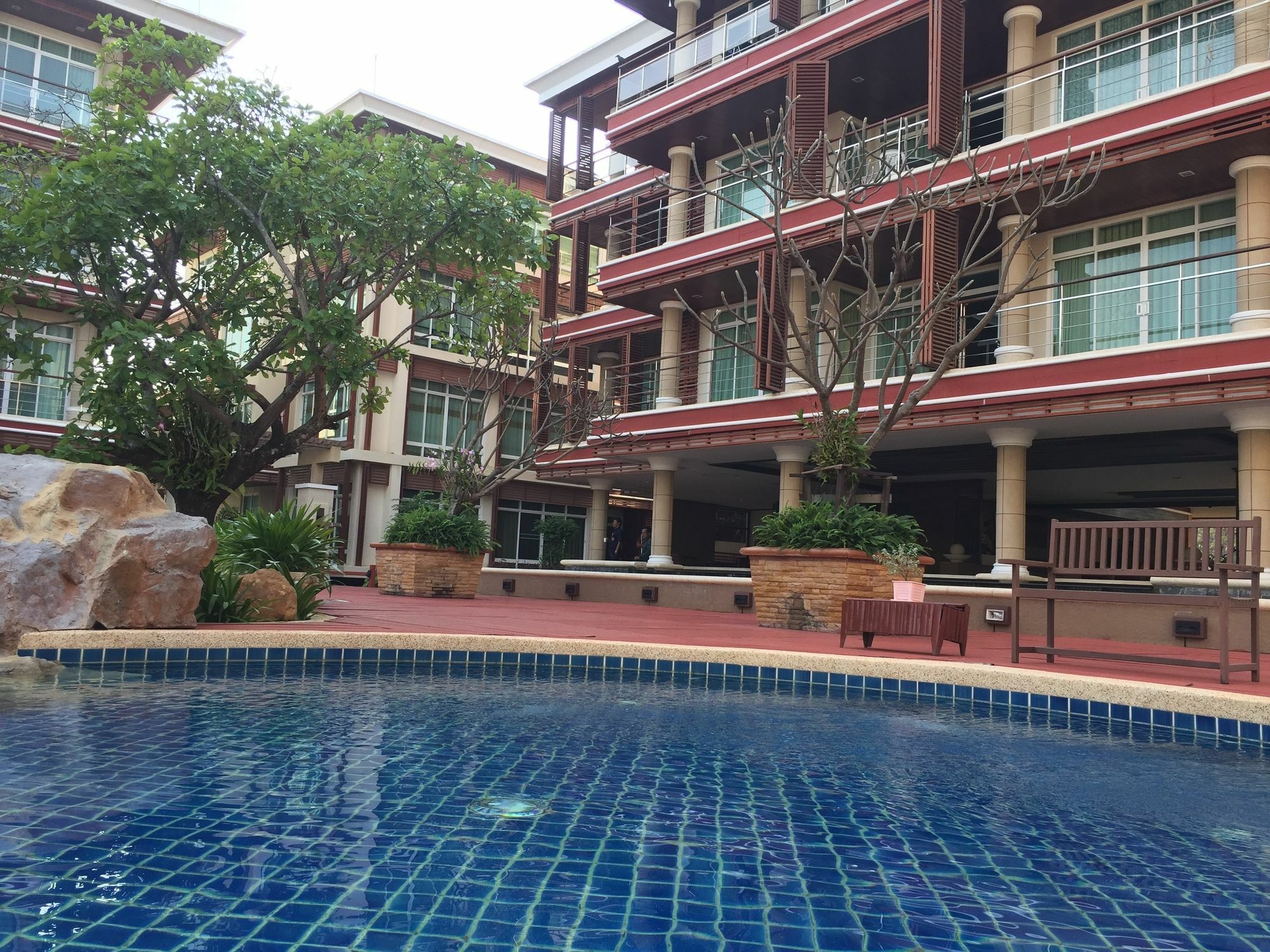 Beachfront Family Penthouse Apartment *
