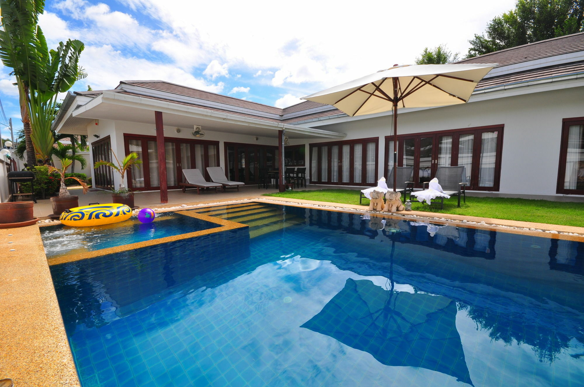 ทิวาพูลวิลล่า Thiva Pool * Hua Hin