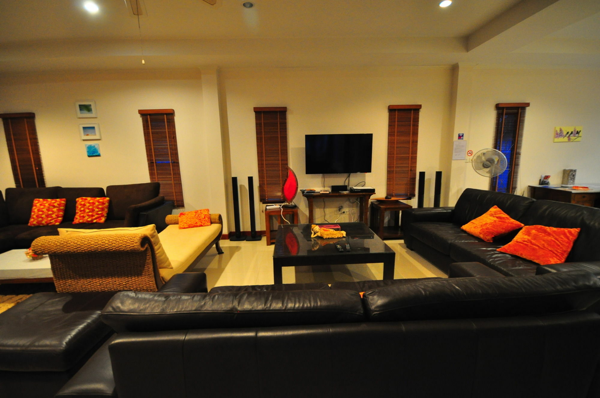 ทิวาพูลวิลล่า Thiva Pool Hua Hin