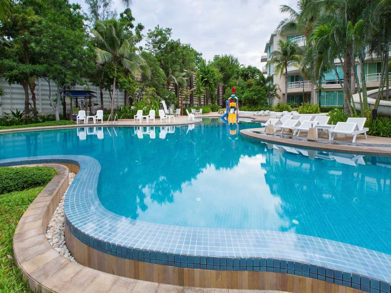 Baan Sanploen Beachfront *