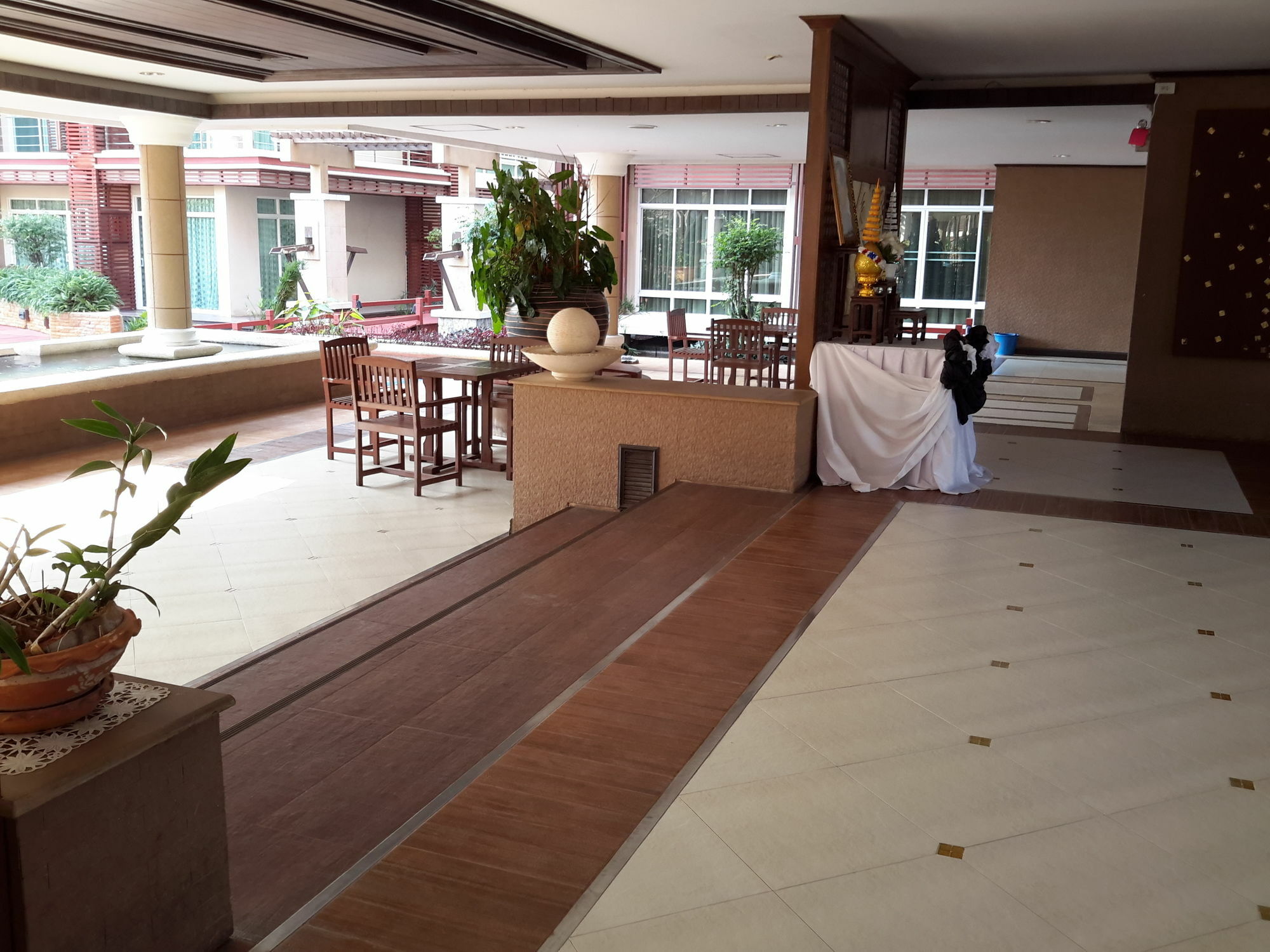 Beachfront Family Penthouse * Hua Hin
