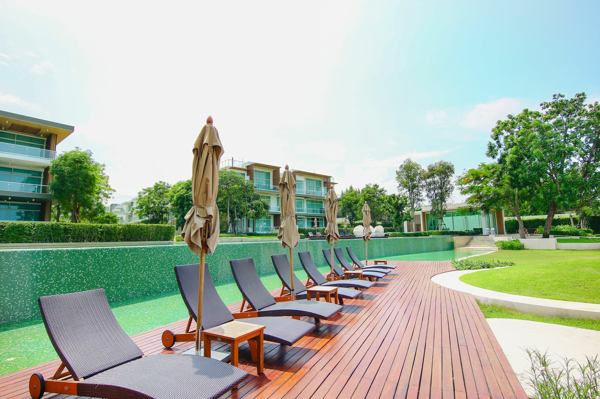 Luxury Beachfront By Ml Apartment