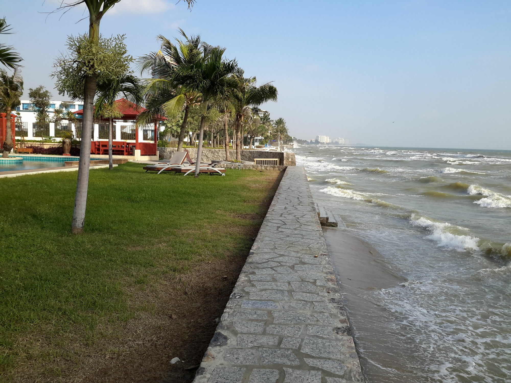 Beachfront Family Penthouse * Hua Hin