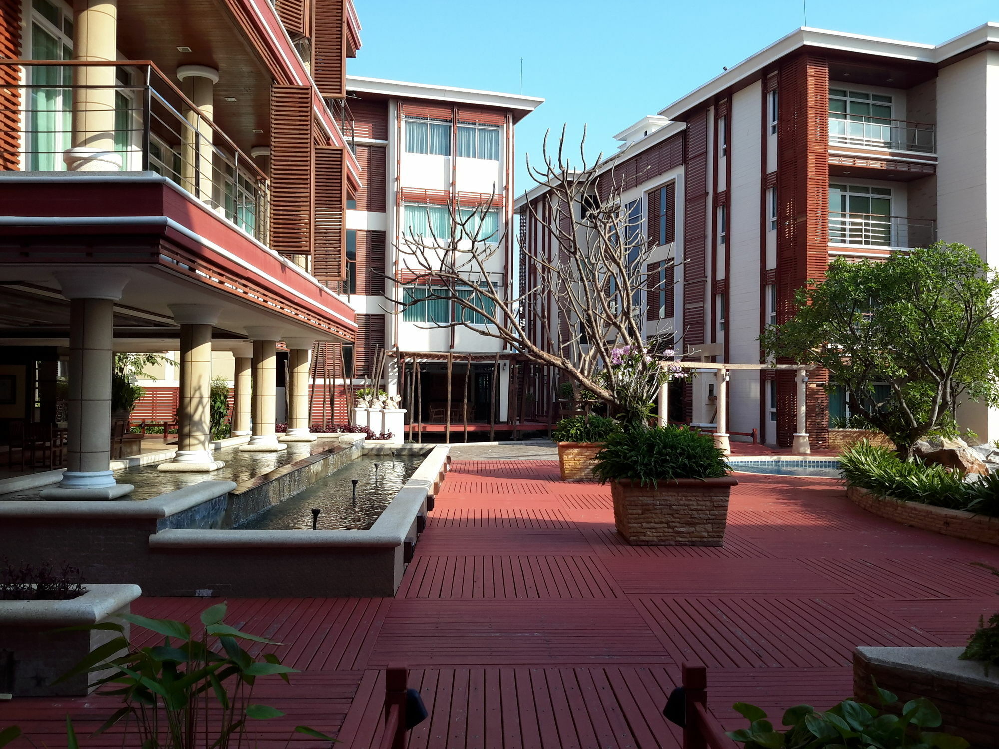 Beachfront Family Penthouse Apartment Hua Hin
