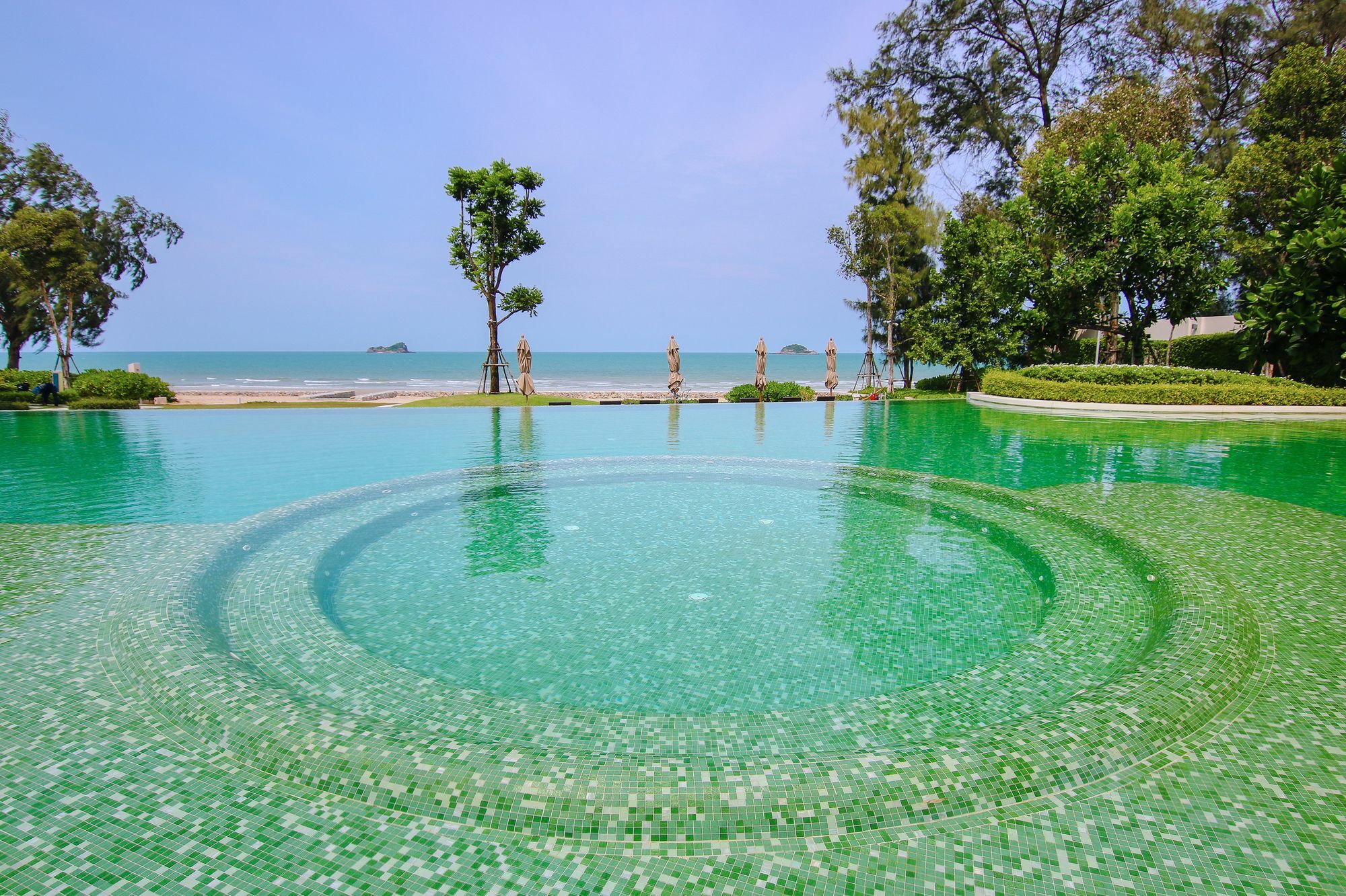 Luxury Beachfront By Ml Apartment Hua Hin